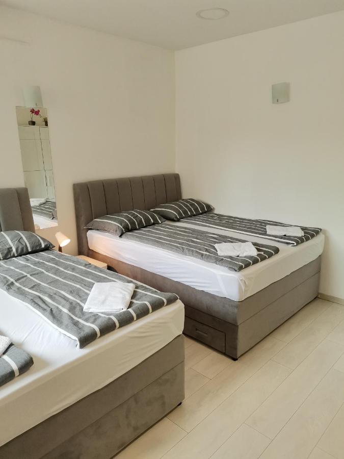 Apartments Petrova170 ซาเกร็บ ภายนอก รูปภาพ