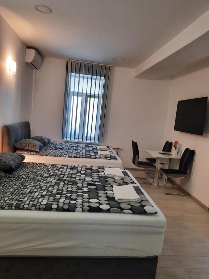 Apartments Petrova170 ซาเกร็บ ภายนอก รูปภาพ