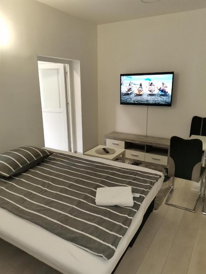 Apartments Petrova170 ซาเกร็บ ภายนอก รูปภาพ