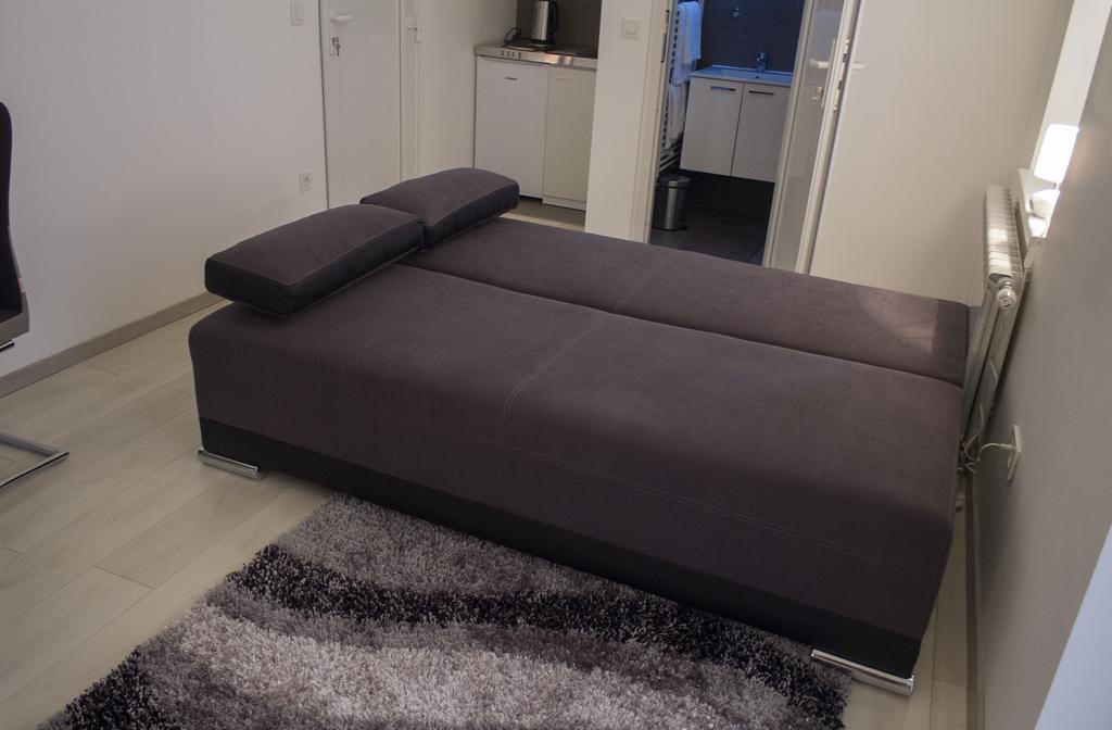 Apartments Petrova170 ซาเกร็บ ภายนอก รูปภาพ
