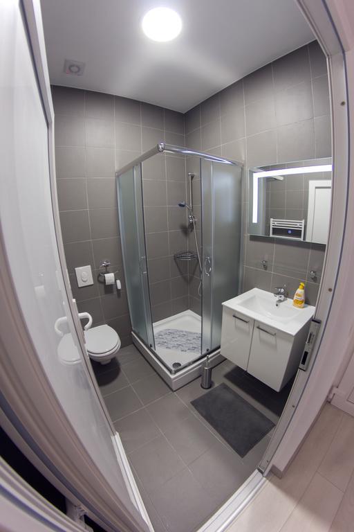 Apartments Petrova170 ซาเกร็บ ภายนอก รูปภาพ